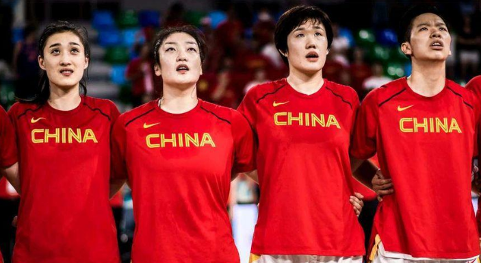 亚洲霸主！中国女篮打破魔咒，上次赢日本一队是7年前