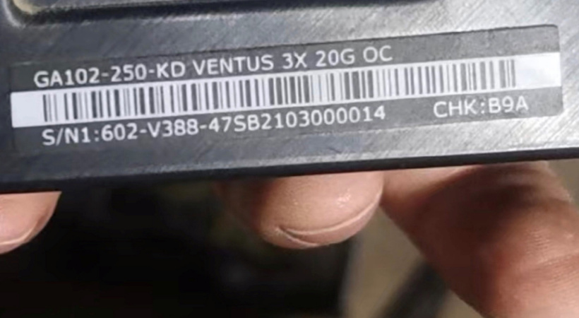 英伟达 RTX 3090 Super 显卡实物曝光，与 3090 Ti 规格相同