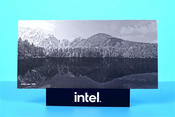 Intel 12代酷睿涨价后又要大降价！i9暴